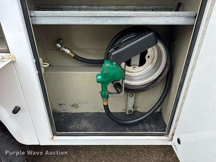 image for item EF2032 2018 Chevrolet Silverado 3500HD Crew Cab utility bed pickup truck