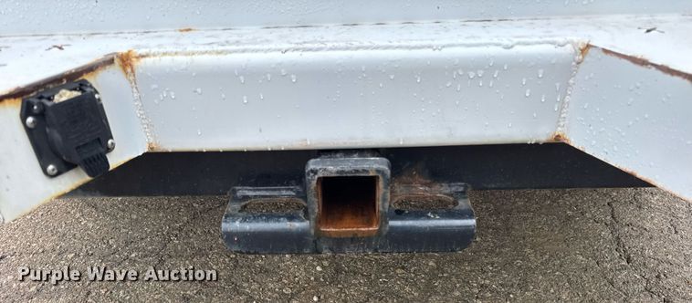 image for item EF2032 2018 Chevrolet Silverado 3500HD Crew Cab utility bed pickup truck