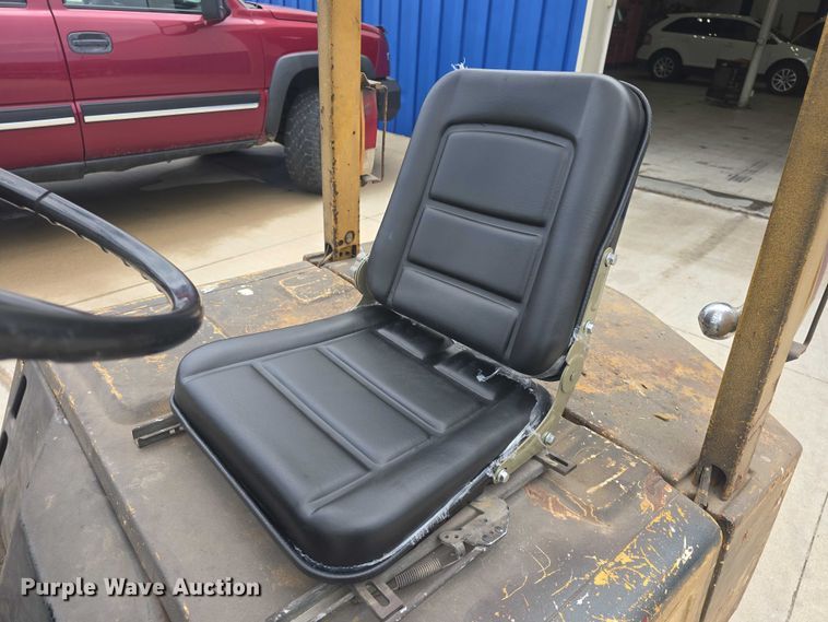 image for item EF3549 Komatsu forklift