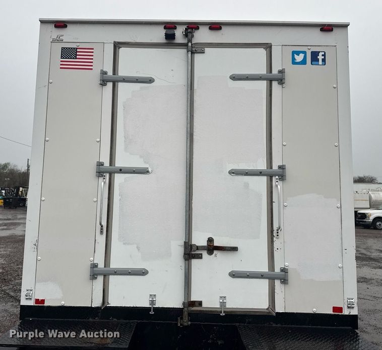 image for item EG5726 2016 Ford F650 Super Duty box truck