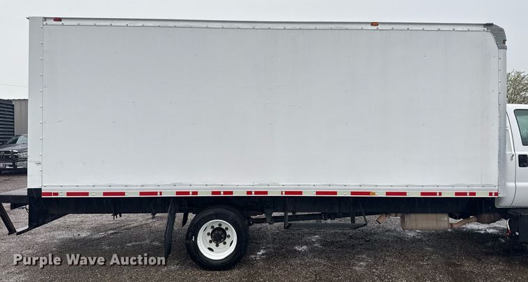 image for item EG5726 2016 Ford F650 Super Duty box truck