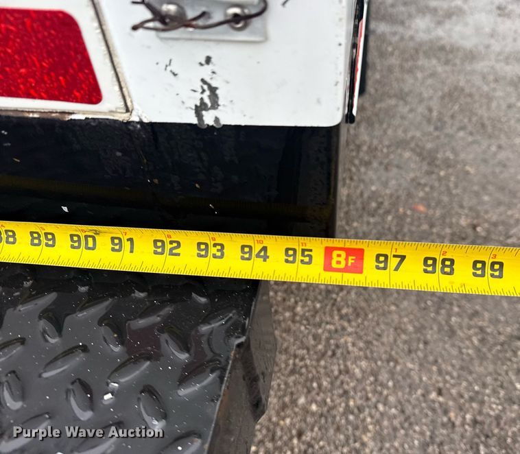 image for item EG5726 2016 Ford F650 Super Duty box truck