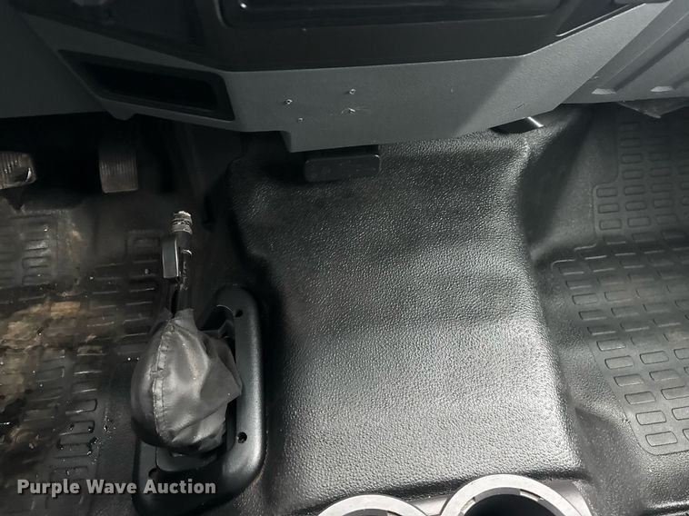 image for item EG5726 2016 Ford F650 Super Duty box truck