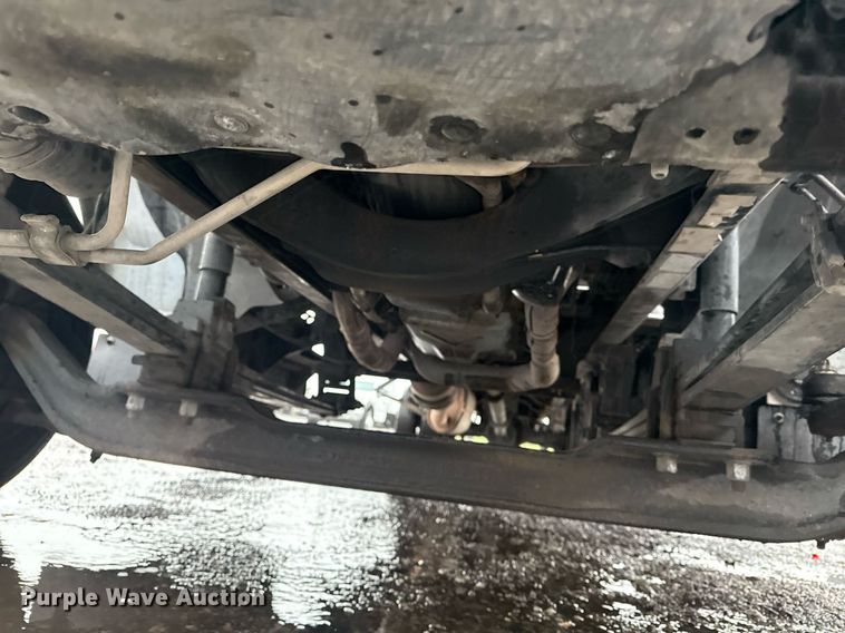 image for item EG5726 2016 Ford F650 Super Duty box truck