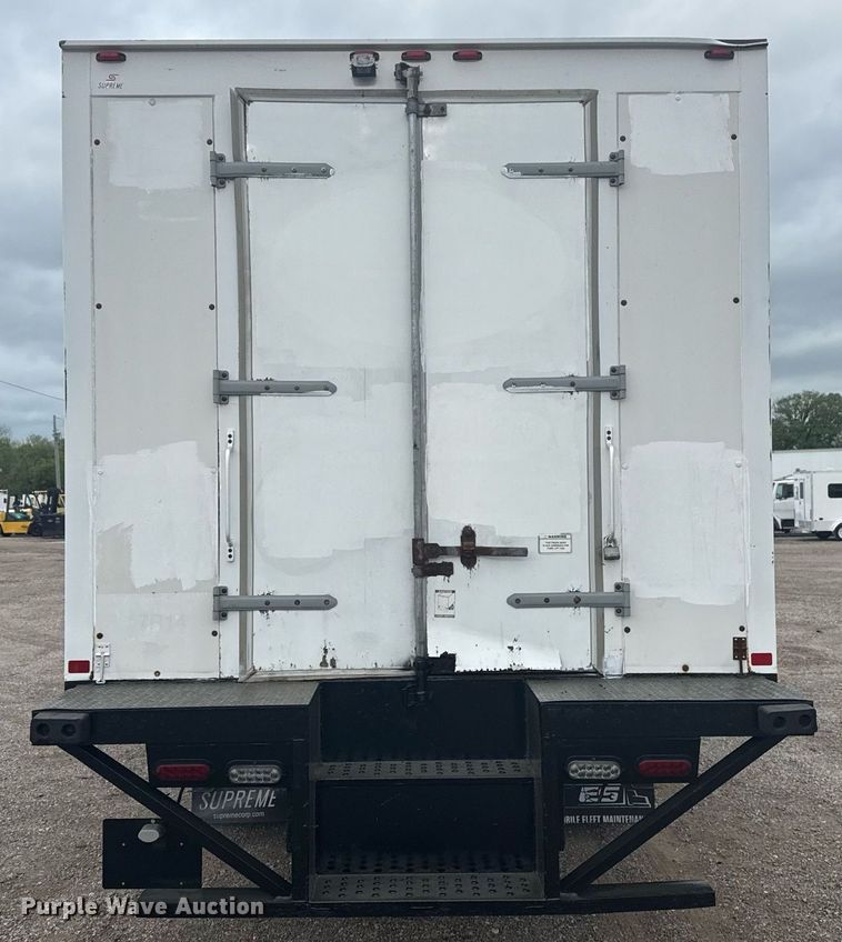 image for item EG5775 2017 Ford F650 Super Duty box truck