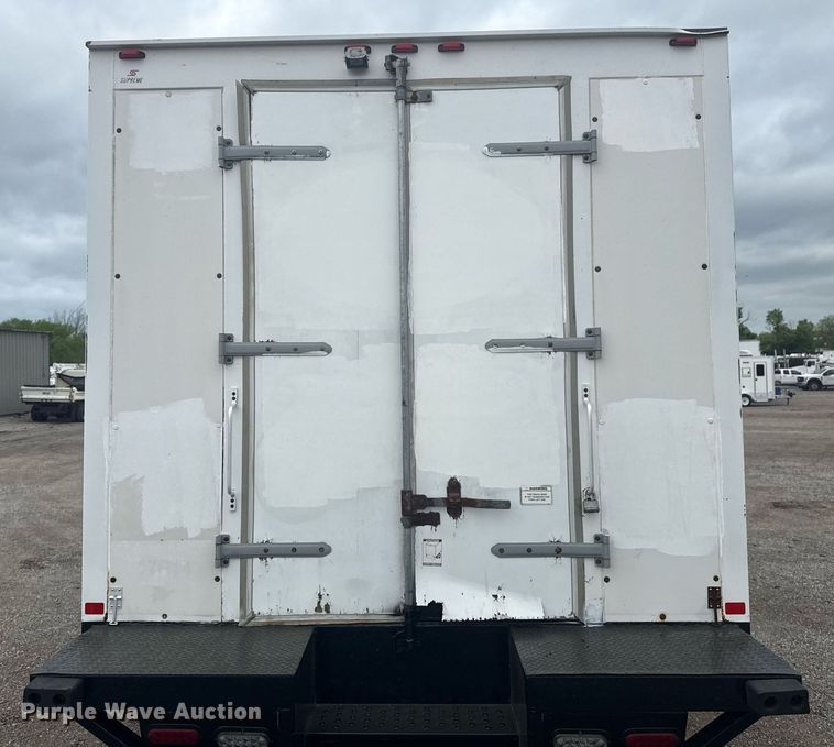 image for item EG5775 2017 Ford F650 Super Duty box truck