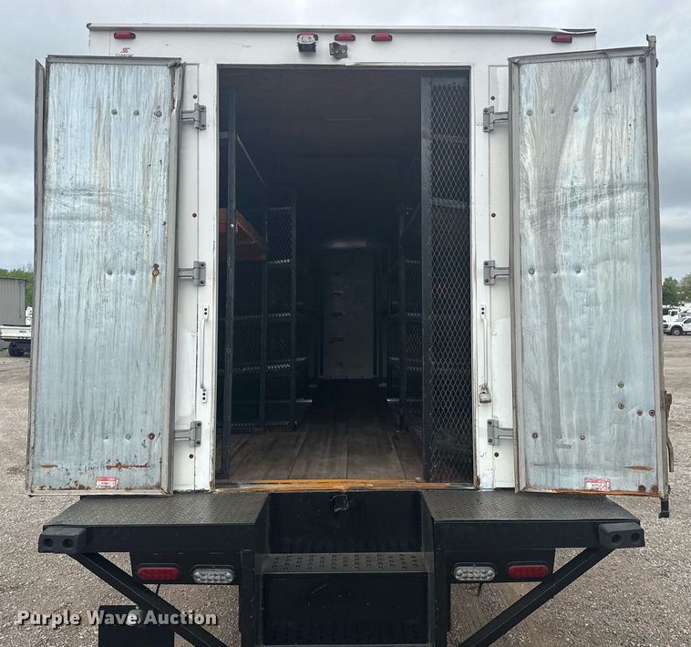 image for item EG5775 2017 Ford F650 Super Duty box truck