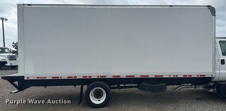 image for item EG5775 2017 Ford F650 Super Duty box truck