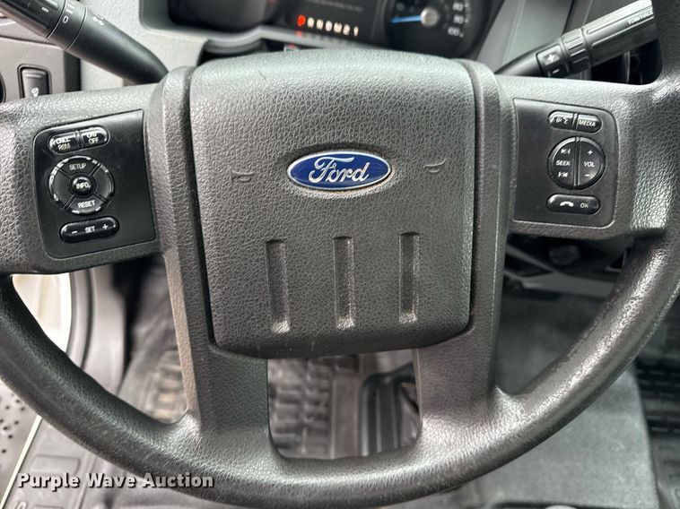 image for item EG5775 2017 Ford F650 Super Duty box truck