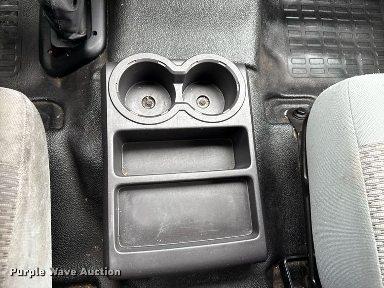 image for item EG5775 2017 Ford F650 Super Duty box truck