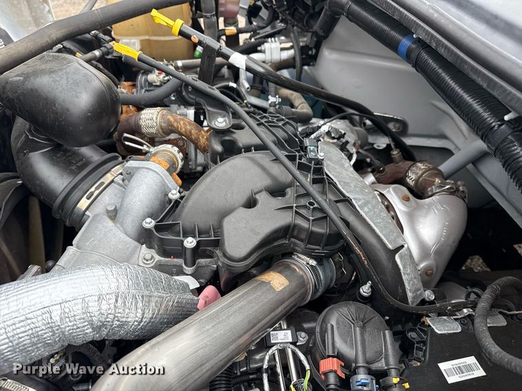 image for item EG5775 2017 Ford F650 Super Duty box truck