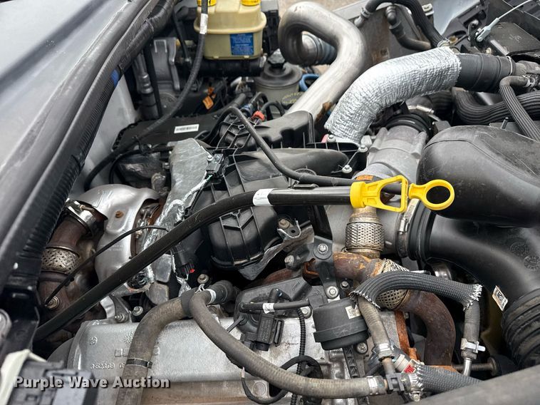 image for item EG5775 2017 Ford F650 Super Duty box truck