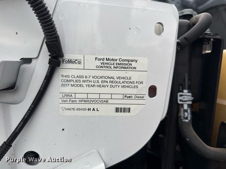 image for item EG5775 2017 Ford F650 Super Duty box truck