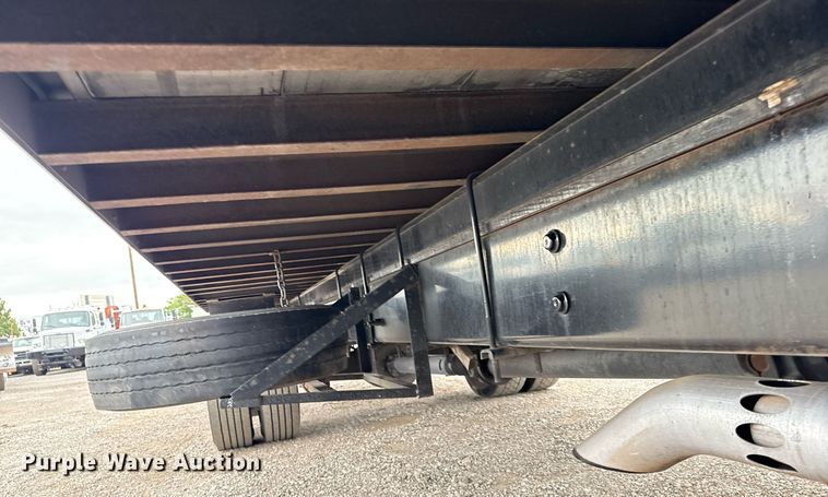 image for item EG5775 2017 Ford F650 Super Duty box truck