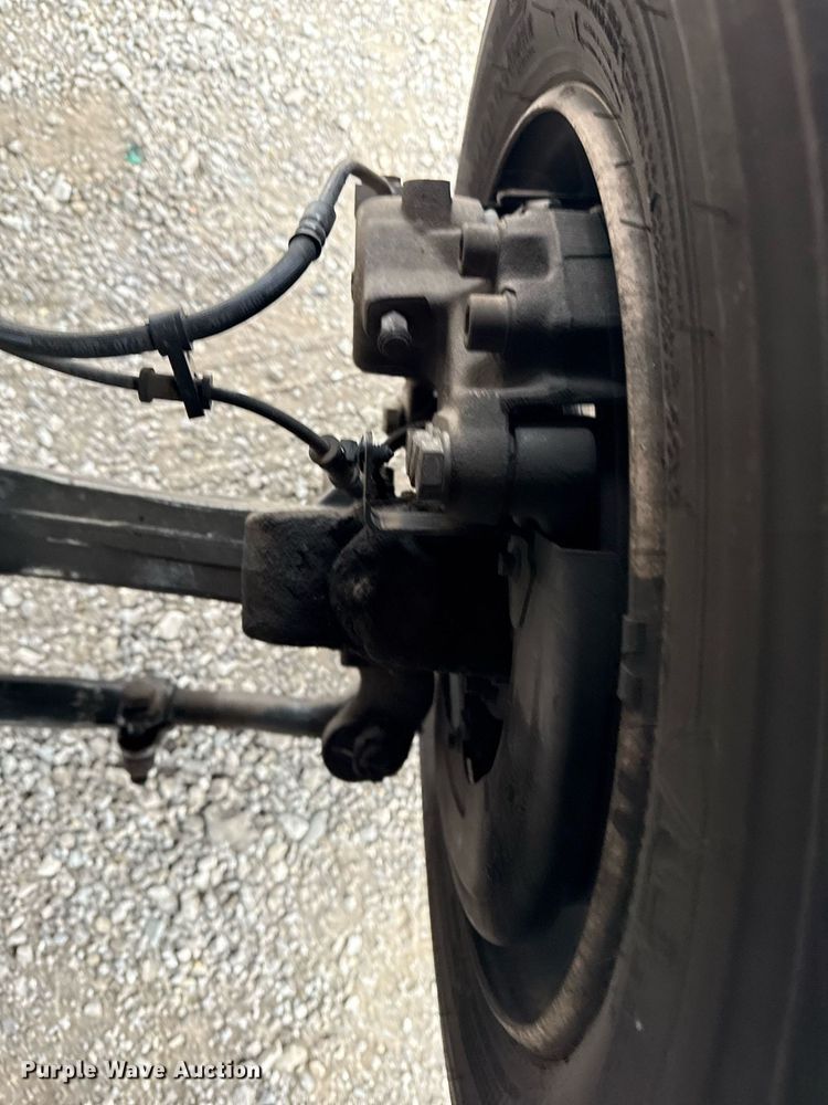 image for item EG5775 2017 Ford F650 Super Duty box truck