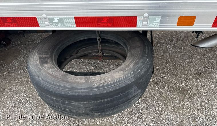 image for item EG5775 2017 Ford F650 Super Duty box truck