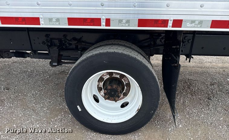 image for item EG5775 2017 Ford F650 Super Duty box truck