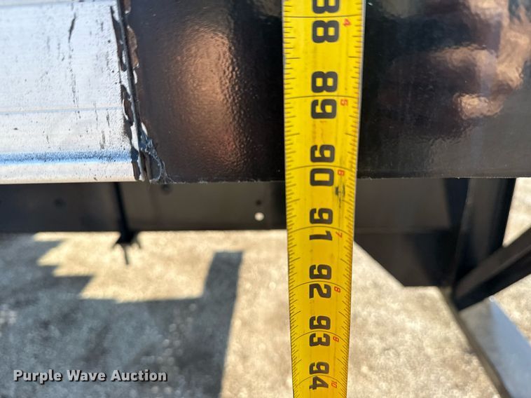 image for item EG5833 2016 Ford F650 Super Duty box truck