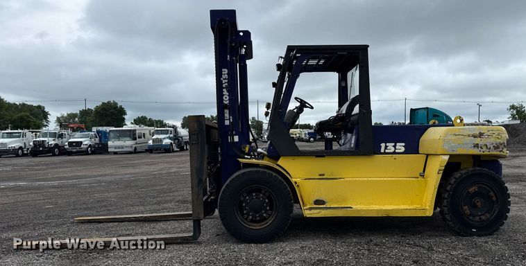 image for item EG5861 1999 Komatsu FD 135-6 forklift