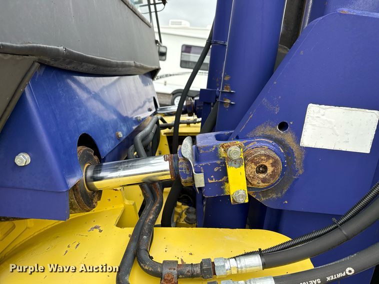 image for item EG5861 1999 Komatsu FD 135-6 forklift