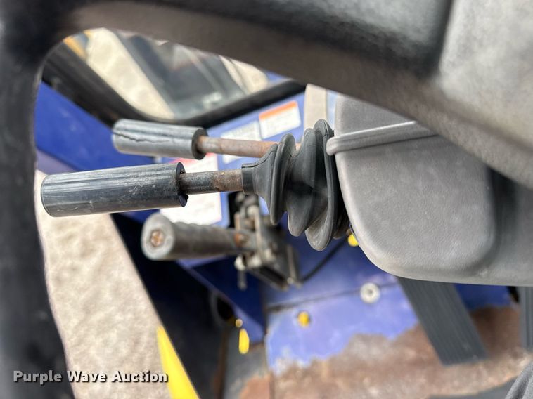 image for item EG5861 1999 Komatsu FD 135-6 forklift