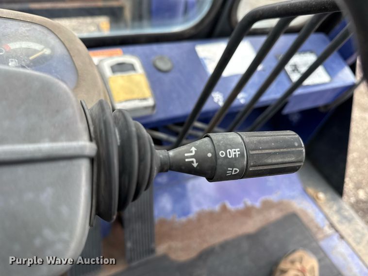 image for item EG5861 1999 Komatsu FD 135-6 forklift