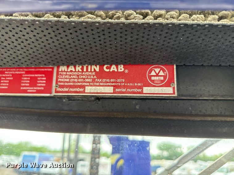 image for item EG5861 1999 Komatsu FD 135-6 forklift