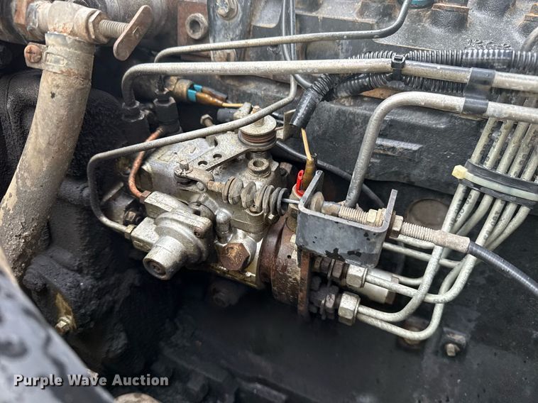 image for item EG5861 1999 Komatsu FD 135-6 forklift