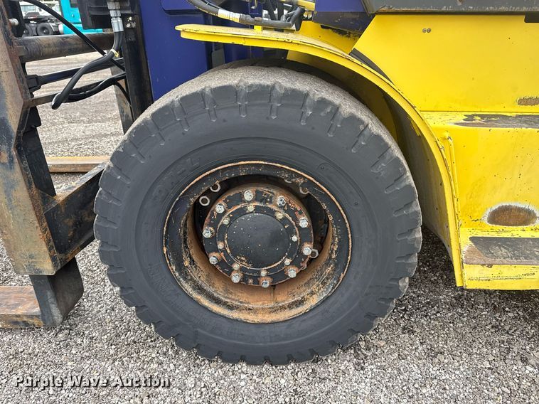 image for item EG5861 1999 Komatsu FD 135-6 forklift