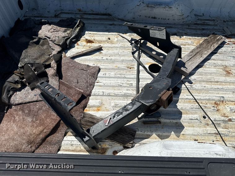 image for item EG5870 Pickup truck bed