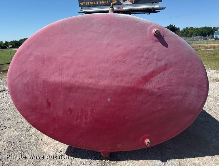 image for item EG5873 Tank bed