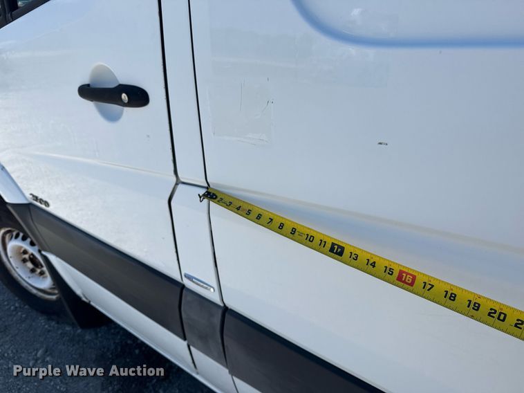 image for item EG5877 2011 Mercedes-Benz Sprinter 2500 delivery van