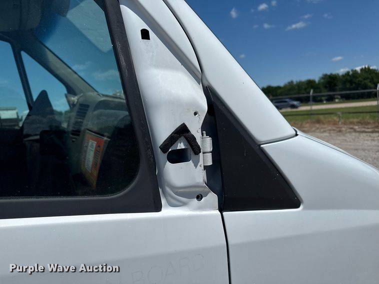 image for item EG5877 2011 Mercedes-Benz Sprinter 2500 delivery van