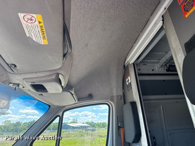 image for item EG5877 2011 Mercedes-Benz Sprinter 2500 delivery van