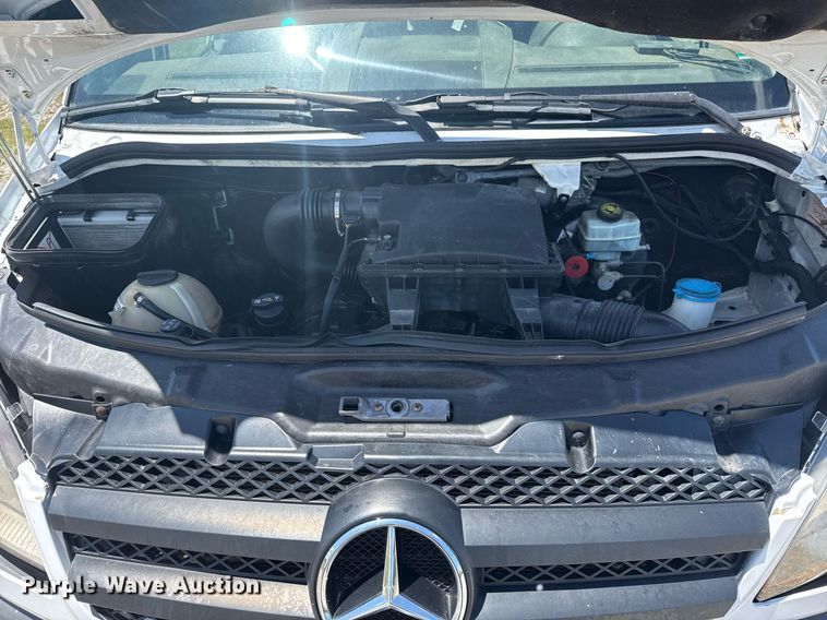 image for item EG5877 2011 Mercedes-Benz Sprinter 2500 delivery van