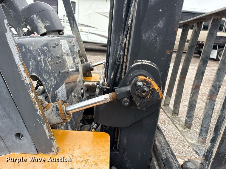 image for item EG5885 TCM FC30T7L forklift