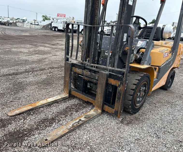 image for item EG5885 TCM FC30T7L forklift