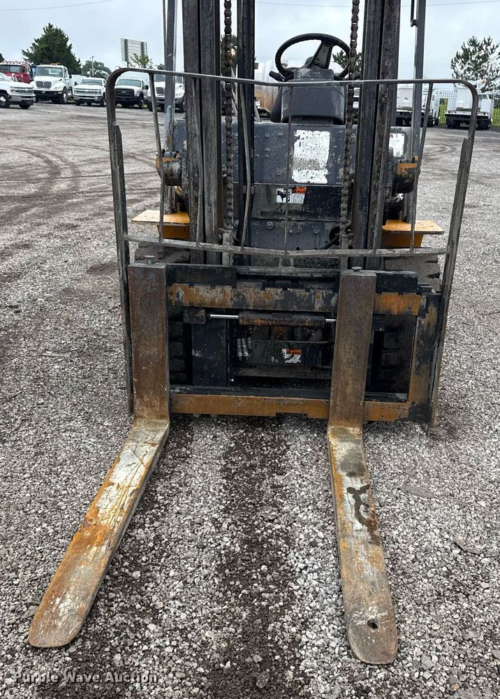 image for item EG5885 TCM FC30T7L forklift