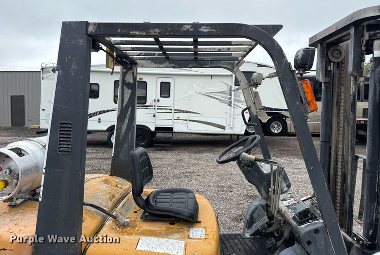 image for item EG5885 TCM FC30T7L forklift