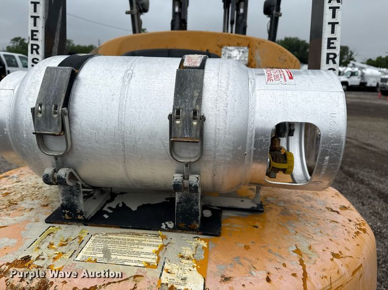 image for item EG5885 TCM FC30T7L forklift