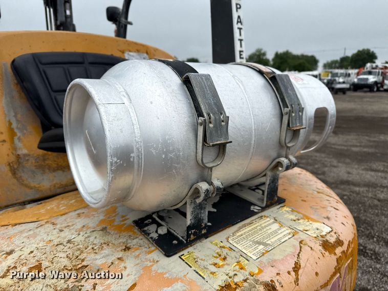 image for item EG5885 TCM FC30T7L forklift