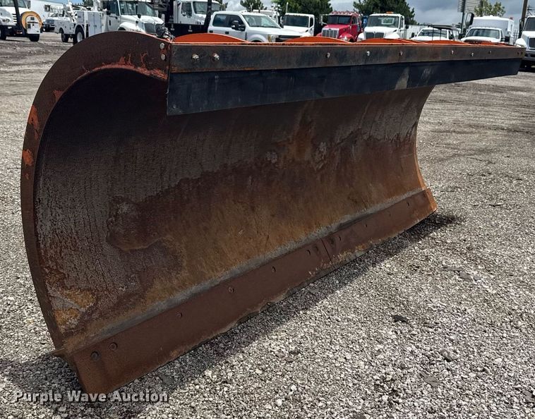 image for item EG5905 10' W snow plow