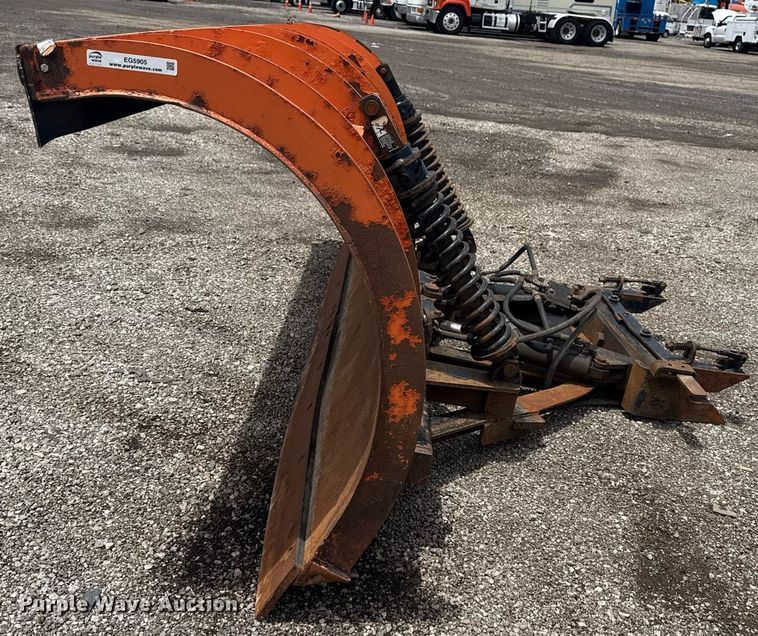 image for item EG5905 10' W snow plow