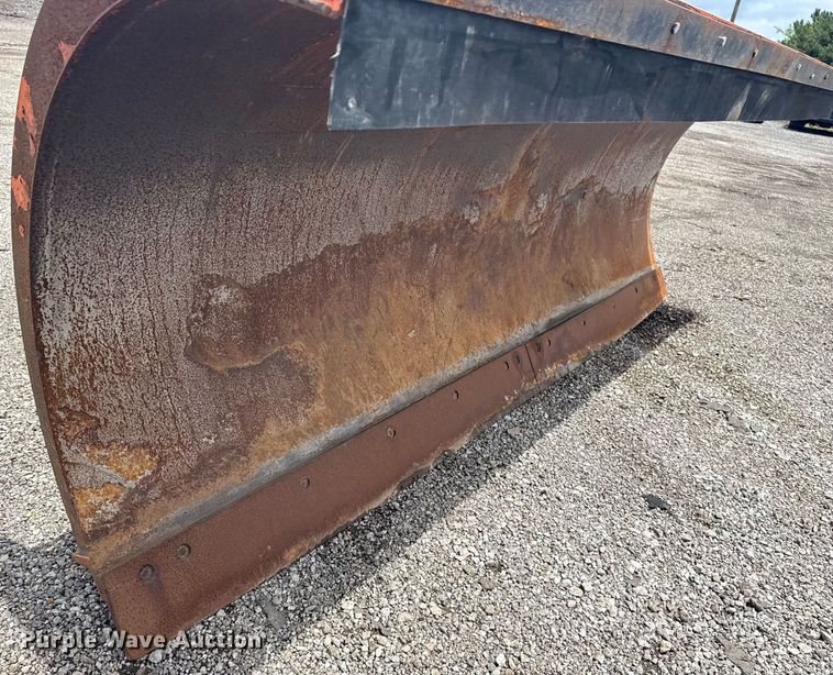 image for item EG5905 10' W snow plow