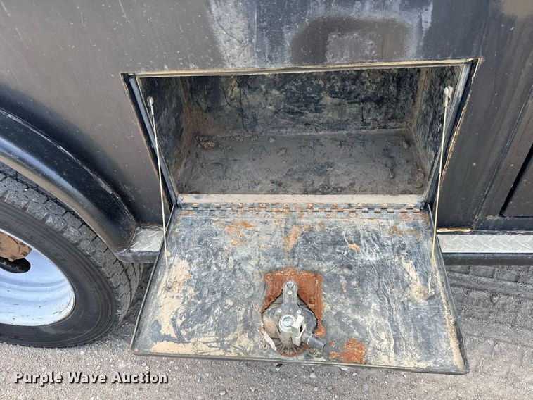 image for item EG6494 2012 Ford F550 Super Duty Crew Cab flatbed truck