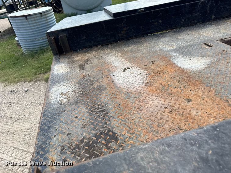 image for item EG6494 2012 Ford F550 Super Duty Crew Cab flatbed truck