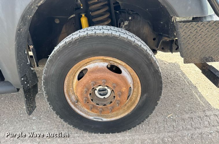 image for item EG6494 2012 Ford F550 Super Duty Crew Cab flatbed truck