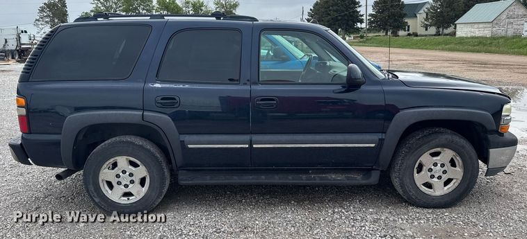 image for item EG6519 2004 Chevrolet Tahoe SUV