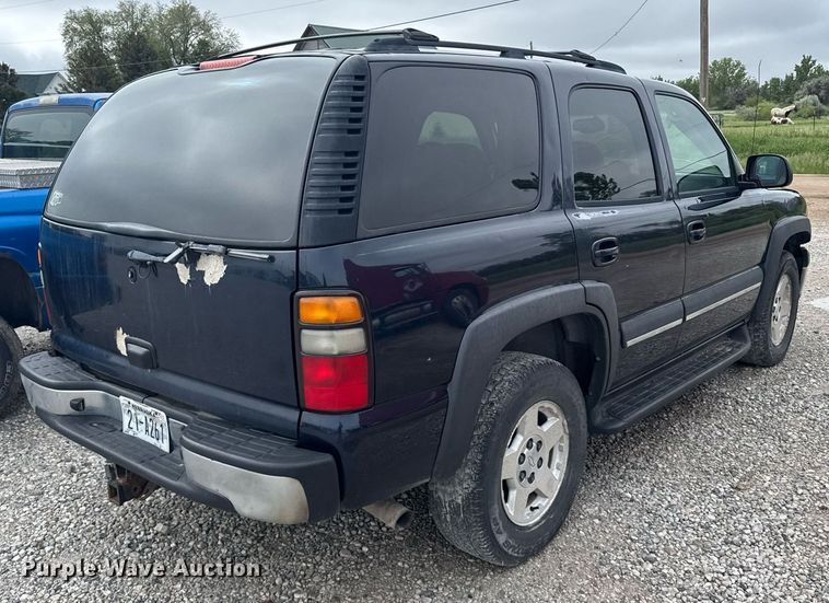 image for item EG6519 2004 Chevrolet Tahoe SUV