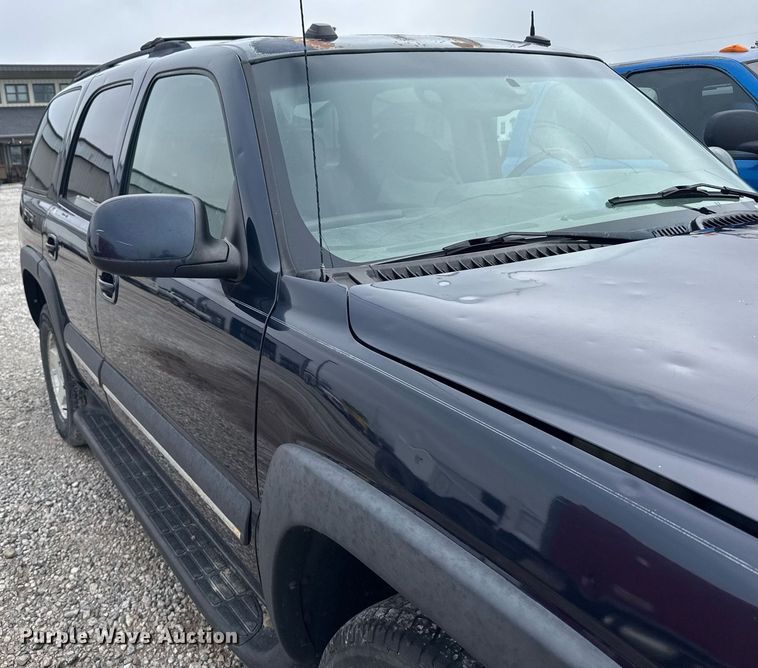 image for item EG6519 2004 Chevrolet Tahoe SUV